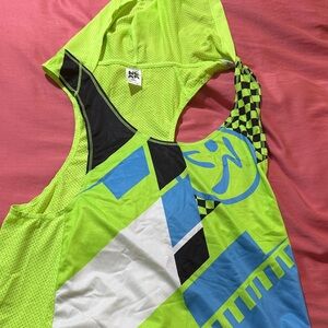 Zumba Vibrant Sleeveless hooded Graphic Top